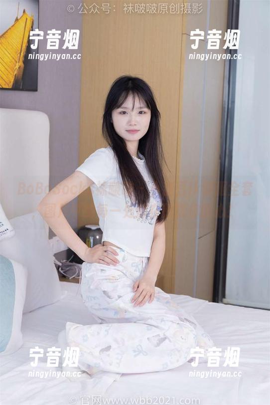 BoBoSocks袜啵啵-小甜豆 BoBoSocks袜啵啵 - 小甜豆jk制服全套,图片中的每一处都在撩拨你的心!