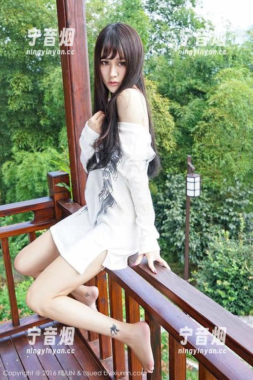 Feilin嗲囡囡-Celina青妍 Feilin嗲囡囡 - 镂空,Celina青妍的原图中透着懒散的优雅,似乎在说:瞧我,可别只看表面哦。