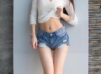 IMiss爱蜜社 – 倒是第一次觉得，少女也能穿得随意又真实，张思允在线求壁纸！