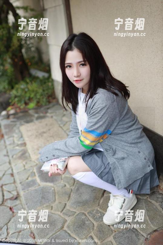 MFStar模范学院 - 程程CC最新高跟鞋分享，穿上后我差点就走出去溜达！
