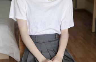MSLASS梦丝女神 – 进击的寒霜：主播原图的冷静与魅惑