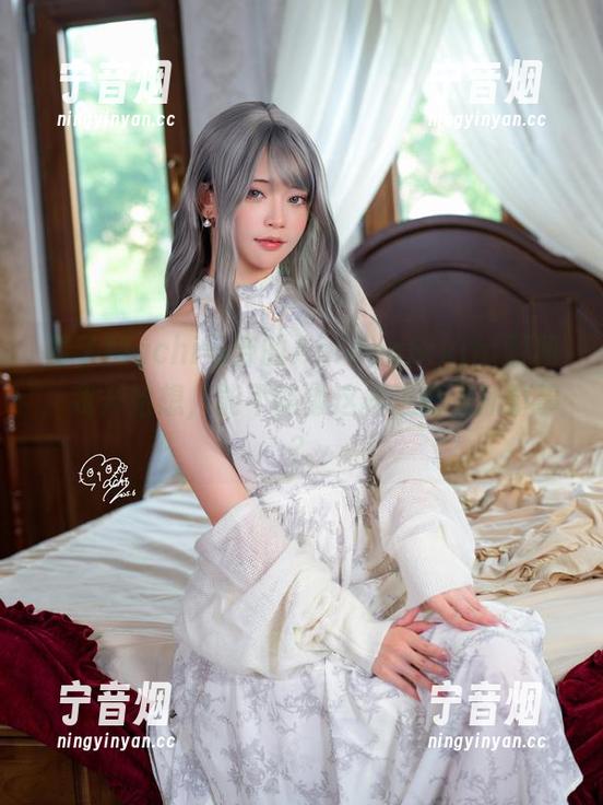 Machi马吉 看了Machi马吉的AglaeaBikini图册,我开始想,能不能像这样过得无所事事?