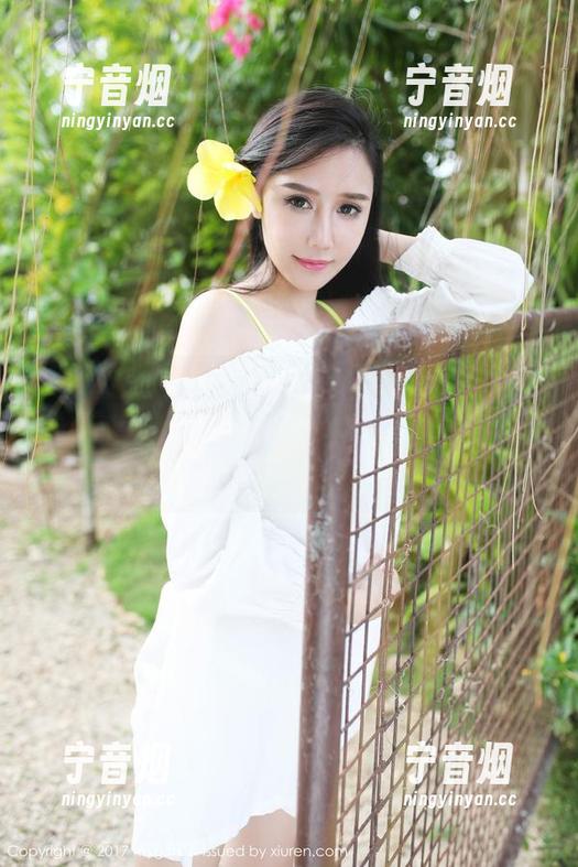 MyGirl美媛馆-唐琪儿Beauty MyGirl美媛馆 - 唐琪儿Beauty的牛仔裤,看得我想请她做模特,原图完全不敢直视啊!