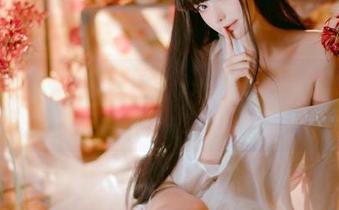 Shika小鹿鹿的女王变装秀：准备好被萌化了吗？