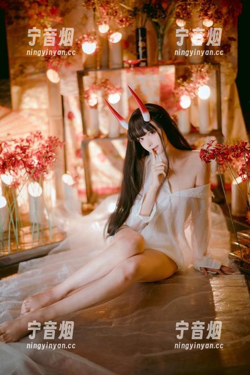 Shika小鹿鹿 Shika小鹿鹿的女王变装秀:准备好被萌化了吗?