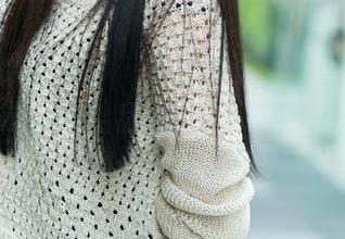 TuiGirl推女郎 – 不要免费下载蕾丝了，何奕恋这是在给我们上了一课——好东西都愿意分享！