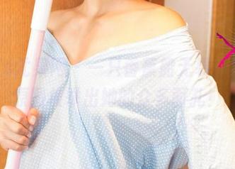UGirls尤果网 – 一只香蕉船无畏，学妹的原图枚举出她的众多面孔！