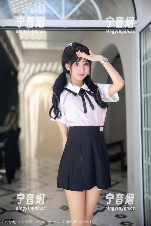 Xiuren秀人网-youOvOyou Xiuren秀人网 - youOvOyou的高清泳装写真,你敢在游泳池边按快门吗?图片恐怕会太辣!