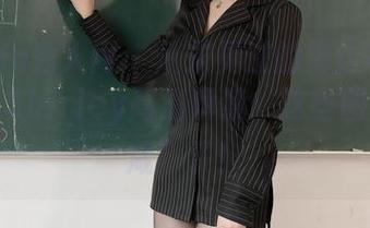 Xiuren秀人网 – 从未见过的海边奇观！伍晓丽Shirley高清解禁：这些图片太“咸”了！