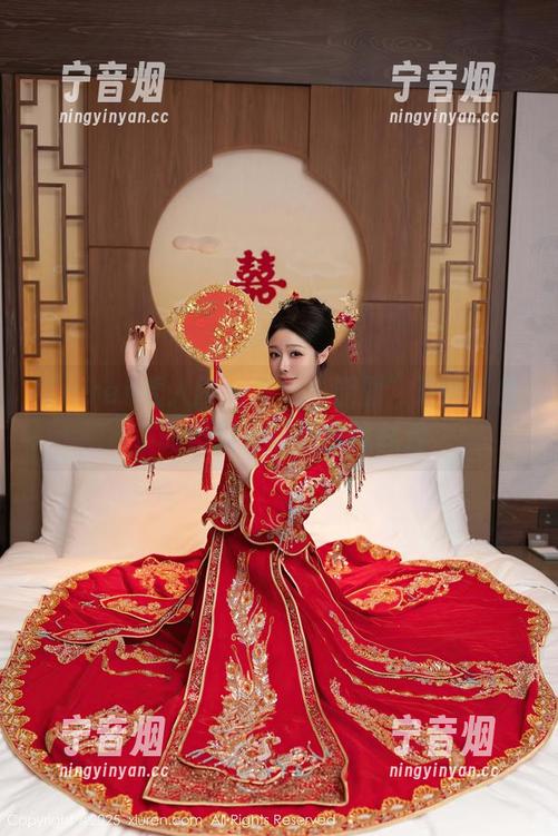 Xiuren秀人网-吃白菜的vi菜菜 Xiuren秀人网 - 看!“原图”下的吃白菜的vi菜菜和她的棉袜秀