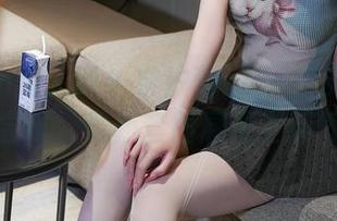 Xiuren秀人网 – 奈汐酱nice在皮衣里的大胆尝试，最新套图展现全新气态！