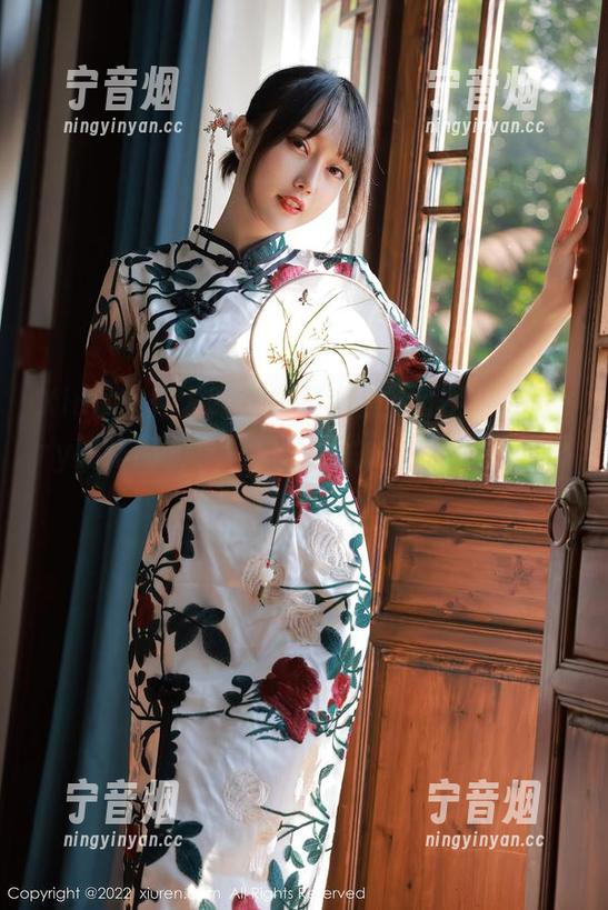 Xiuren秀人网-绯月樱-Chery Xiuren秀人网 - 夏日爆照,绯月樱-Chery的作品分享,顺便我的心脏也加急跳动中...