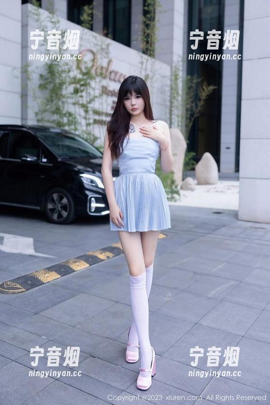 Xiuren秀人网-诺诺Nono Xiuren秀人网 - 诺诺Nono的美图:高跟鞋投资的意义,是美成偶像的价格吗?
