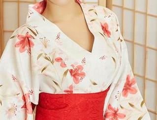YouMi尤蜜荟 – 当夏玲蔓变身战地女警，最新原图轻松驾驭战斗与优雅！