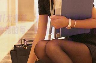 YouMi尤蜜荟 – 抖娘利世高清图集连衣裙——为她的每一套造型默哀，我猜有不少人每天都自闭了吧。