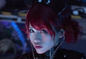 修女一笑芳香沁的日常cos——神父，别偷瞄我，图片不错吗？