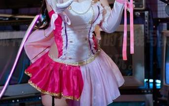 确认过眼神，二佐Nisa的在线写真心中那只粉猪，真好玩。