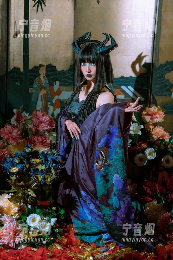 云溪溪 夏日炎炎,云溪溪的作品让你稍微忘却热浪