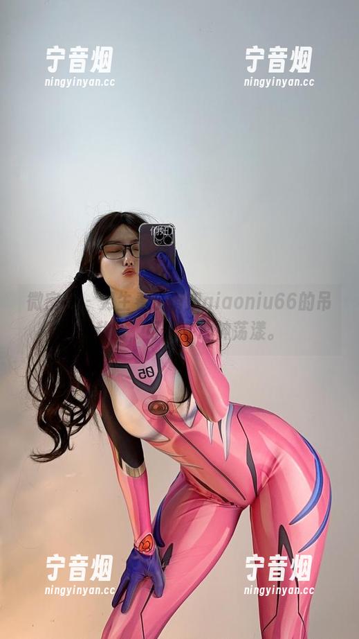 俏妞qiaoniu66 微密圈 - 男生看了俏妞qiaoniu66的吊带私房,可能会心神荡漾。