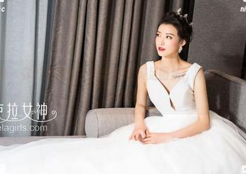 克拉女神 – 你们看过没？最新佳莹美足图集，真是让脚不自觉想学起舞