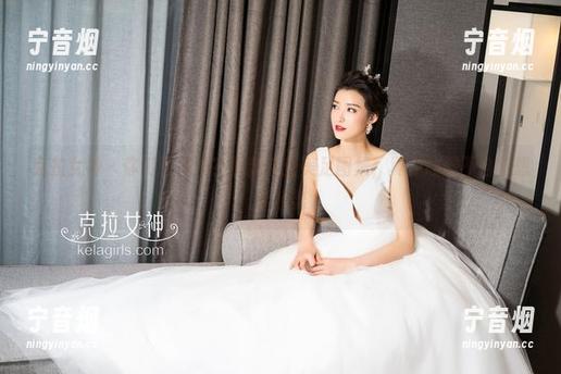 克拉女神-佳莹 克拉女神 - 你们看过没?最新佳莹美足图集,真是让脚不自觉想学起舞
