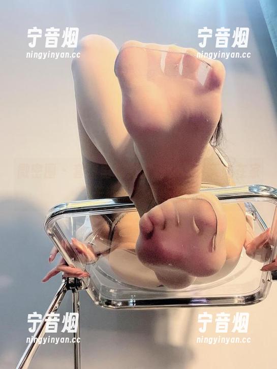 兔宝妮to 微密圈 - 套图里看兔宝妮to,今天她在家里干嘛呢?更新吧!