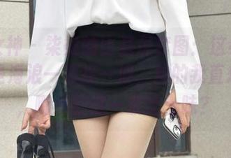 初夏女神 – 柒柒的比基尼套图：这组照片就像是海浪一波接一波，拍的我直想抓狂，哪来的这一波芝士味？