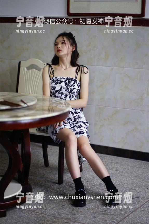 初夏女神-环环 初夏女神 - 想要这一舞姿?环环红舞麦昆高清下载给你带来的快乐!
