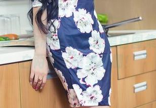 头条女神 – 定制版李菲儿黑白图集——黑白两道，情绪爆棚！