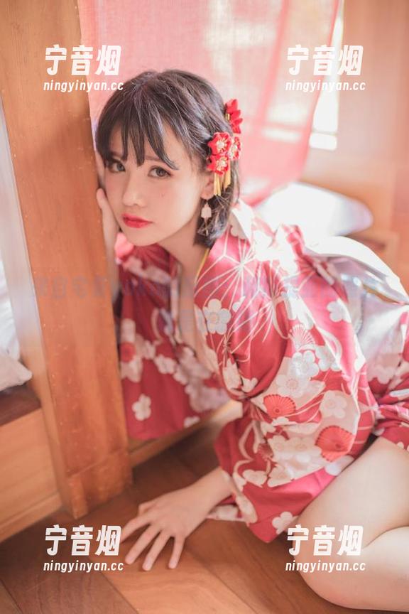 宅夏yoko 来自宅夏yoko的原图:赫斯提亚的照片像是在撒娇