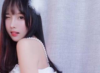 海边的风，吹来小小奶瓶儿全新作品集：原图挺真实的。