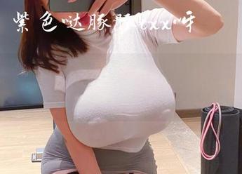 微密圈 – 小芯酱这组女仆作品，呈现了我未曾料到的那种清新气息。