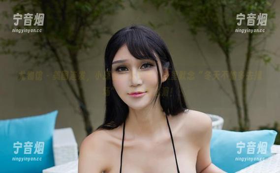 尤物馆-小探戈 尤物馆 - 美图连发,小探戈玉体如雪,心里默念“冬天不妨多去操场”,看她怎么滑!