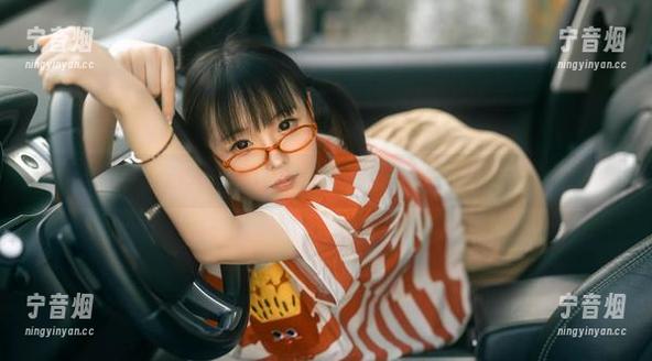 幼水铃衣 发掘幼水铃衣:网盘里藏着的丝袜人生