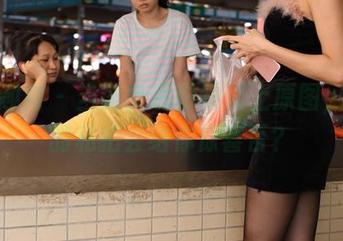 异思趣向 – 当美女摄影师遇上原图，婉萍的私拍会给你惊喜否？
