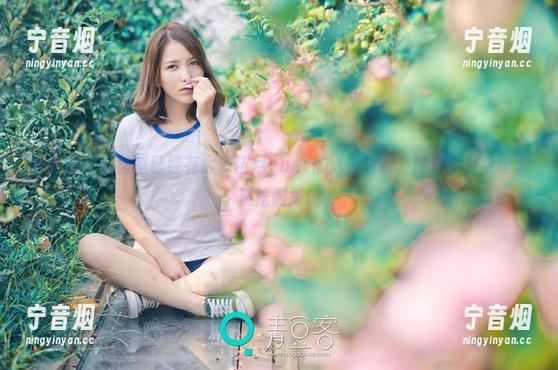 推女神-伍月yuer 推女神 - 网盘里已经有太多伍月yuer的泳衣写真,讨厌的是我根本没法删掉!