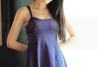 推女神 – 图册中的施忆佳，妆容和态度全能，女王范儿完全不设限。