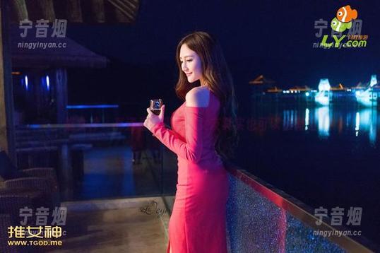 推女神-绮里嘉 推女神 - 高清看绮里嘉:女友其实也可以很有趣