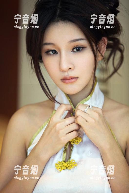 推女郎-娜露 推女郎 - 在线看娜露的短裤:这造型,我只想说,果然是拍照型短裤。