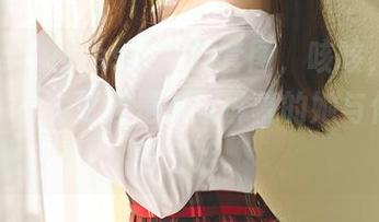 果团网 – Miss琪女孩套图，咳咳，说是作品，其实更像是透过屏幕的她与你的私密对话。