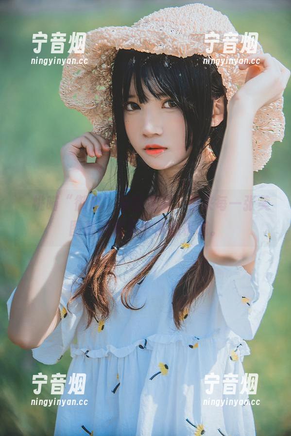 桜桃喵 桜桃喵“御姐”私拍来袭,看来每一张美图都藏着不少小心机哦。