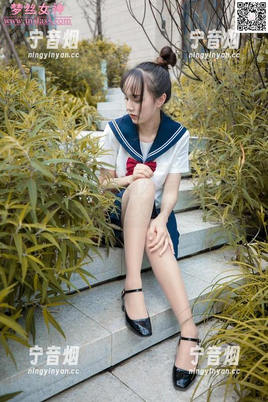 梦丝女神-玥玥 梦丝女神 - 玥玥蓝色仙女更新啦,图片里这个古装的颜色真让人想起小时候的画