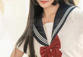 这妹妹COS搞得爆机少女喵小吉的气场一点就不一样了！