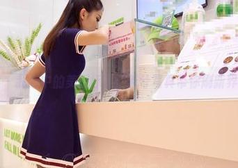 爱丝 – 我心中的美腿标准：若兮写真带你刷新界限！