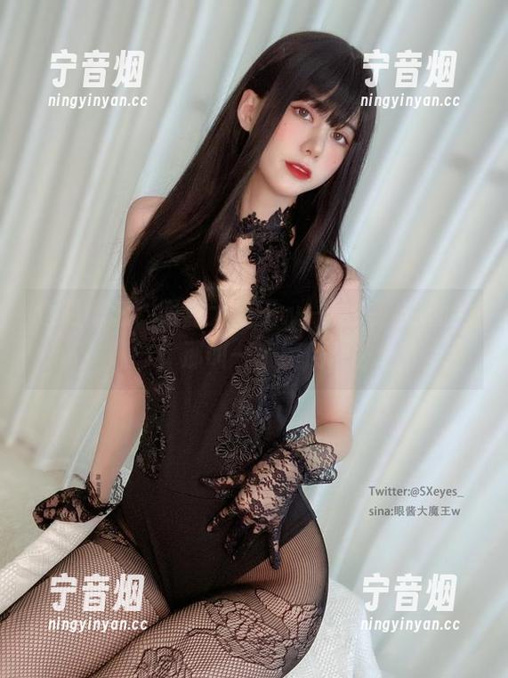 眼酱大魔王w 透明概念,眼酱大魔王w一抬头,你懂的,那叫一个瘫倒!