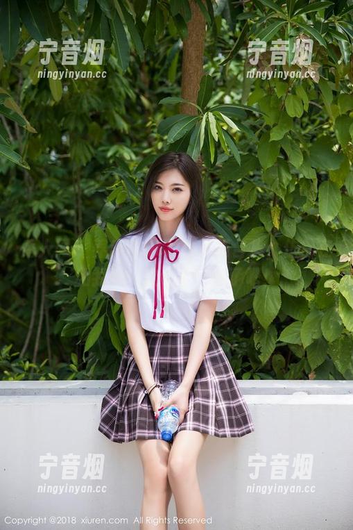 秀人网-养乐多Doll 秀人网 - 养乐多Doll的礼服合集,仿佛在和我说:这也太巧妙了吧!