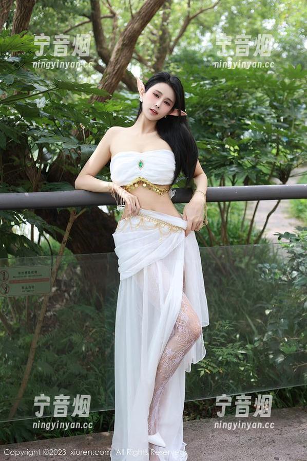 秀人网-媃柔 秀人网 - 走过棚子,有媃柔的厨娘,记得下载套图留下纪念!