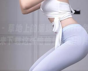 秀人网 – 草地上的媛媛酱Belle兔女郎，快来下载这张偷偷剁手的图片！