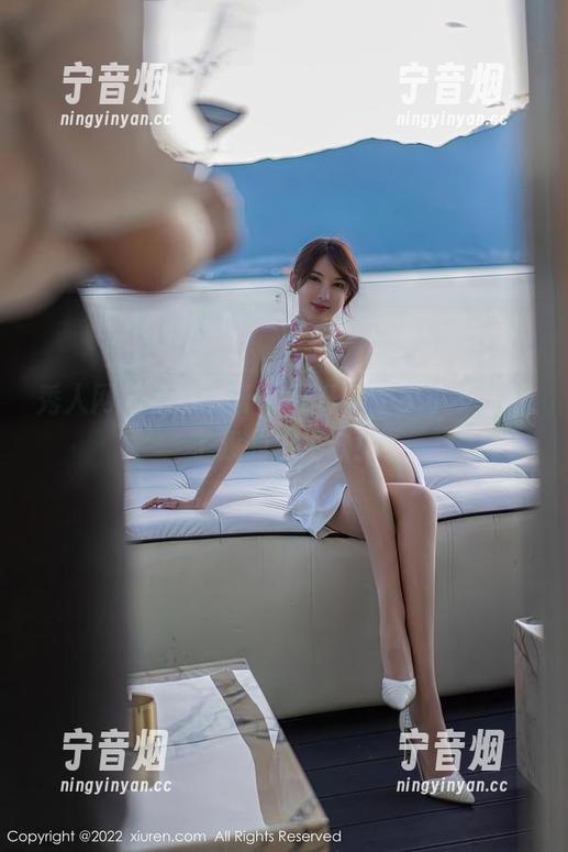 秀人网-岁小岁 秀人网 - 全套女仆最强升级,岁小岁挑起了我的求生欲!