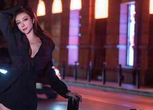 秀人网 – 新鲜出炉的王雅姗是我图册，让你欲罢不能，剧情比剧本还精彩！